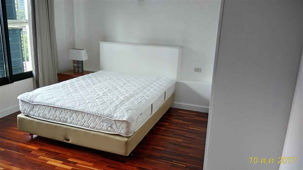 SECOND BEDROOM AT UNIT 4TH FLOOR