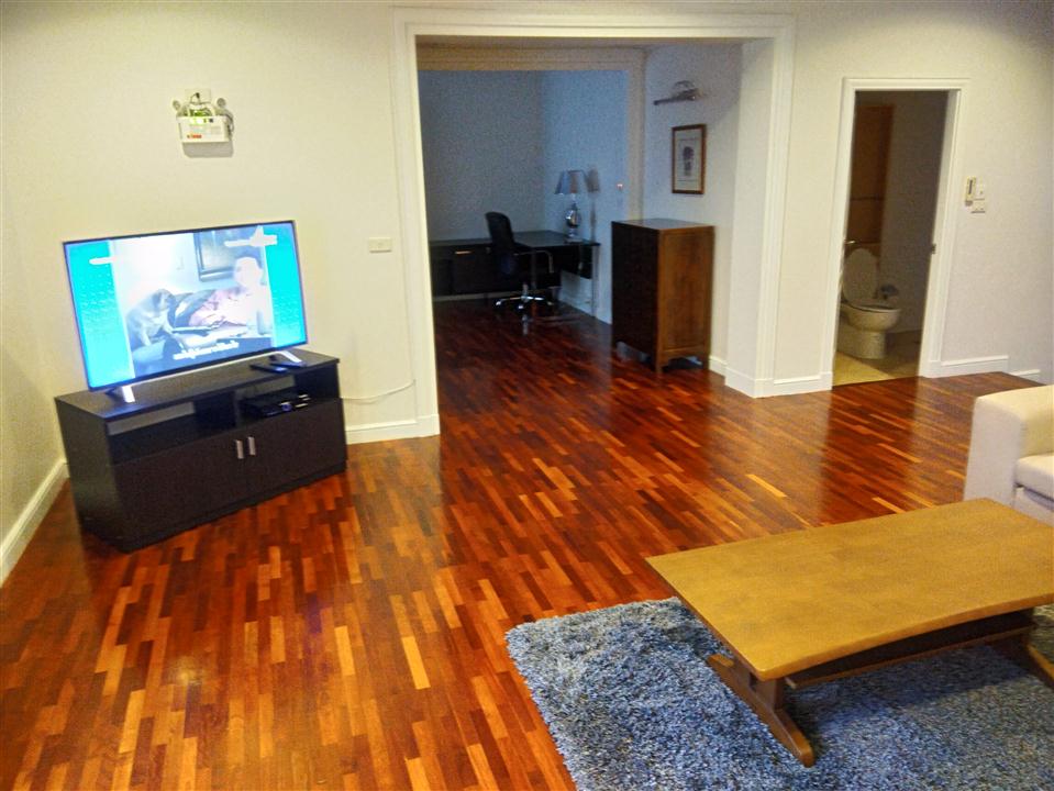 WORKING AREA AT UNIT 6TH FLOOR