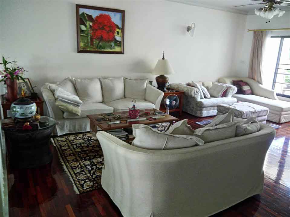 SATHORN CREST APARTMENT